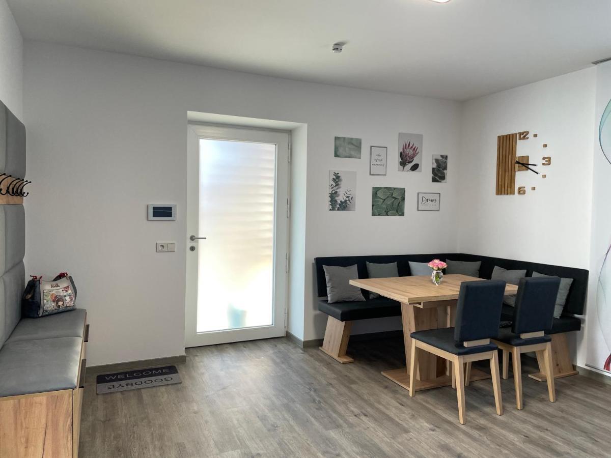 Wohnung für Berufstätige Hünfeld Exterior foto